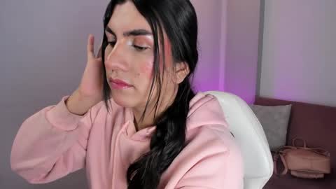 Stefany Bratz online show from 04.20.26