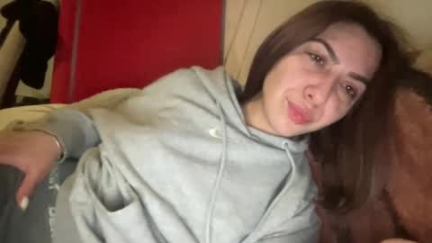 Snapshot of stefy_glow chatting on 03.09.25 stefy_glow online show from 03.09.25