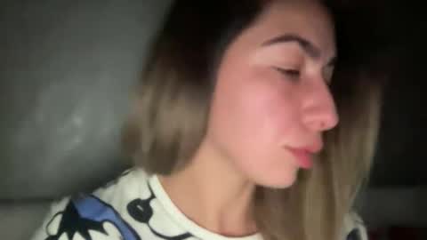 Snapshot of stefy_glow chatting on 11.02.25 stefy_glow online show from 11.02.25