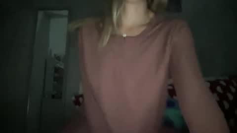 Snapshot of stefy_glow chatting on 11.07.25 stefy_glow online show from 11.07.25