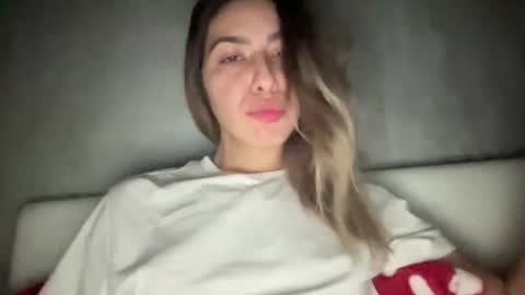 Snapshot of stefy_glow chatting on 11.08.25 stefy_glow online show from 11.08.25