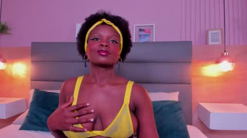 STELA online show from 10.18.25