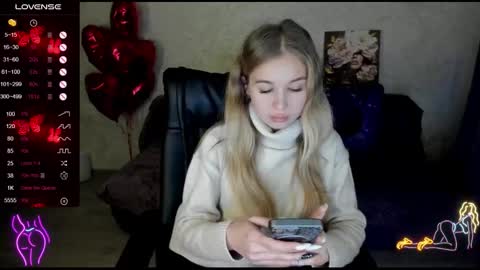 Snapshot of stella__cox chatting on 03.05.26 Stella Cox online show from 03.05.26