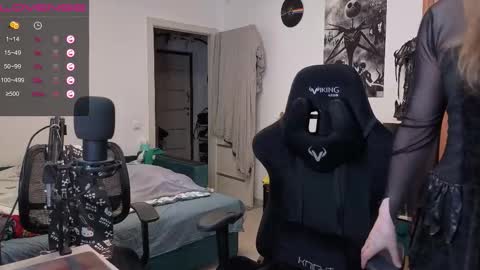 Snapshot of stella_and_carol chatting on 09.16.25 Diana online show from 09.16.25