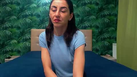 Snapshot of stella_john chatting on 02.05.25 Stella John online show from 02.05.25