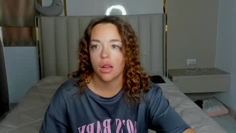 stella online show from 04.14.26