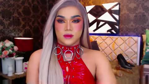 CALL ME STELLA online show from 01.03.25