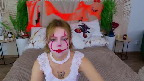 Stella 3 online show from 10.31.25