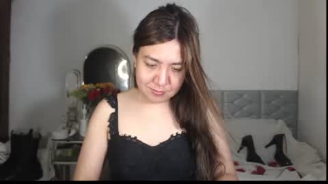 Stella online show from 11.15.25