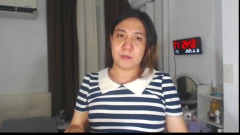 Snapshot of stellahugets chatting on 06.15.26 Stella online show from 06.15.26