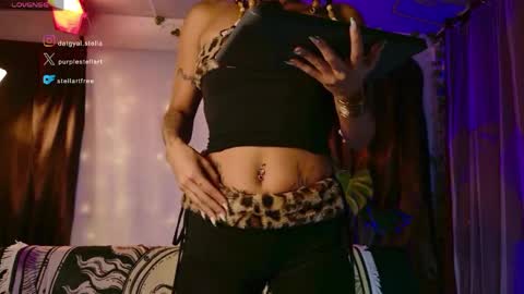 stellart_ online show from 04.12.26