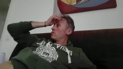 sten015 online show from 11.04.25