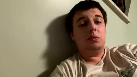 Snapshot of stepbro18 chatting on 12.25.24 Honestly Im a slut I have a high sex drive and I love talking to people off this platform  online show from 12.25.24