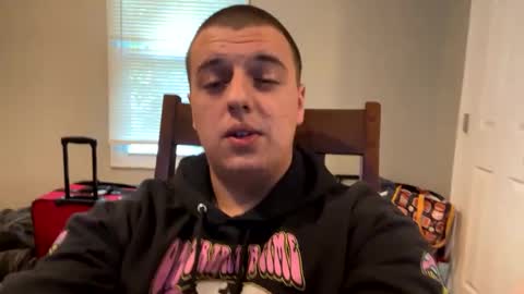 Snapshot of stepbro18 chatting on 09.23.25 Honestly Im a slut I have a high sex drive and I love talking to people off this platform  online show from 09.23.25