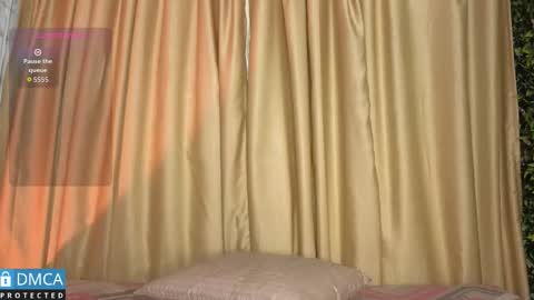 Snapshot of stepha_ chatting on 10.10.25 Stepha online show from 10.10.25