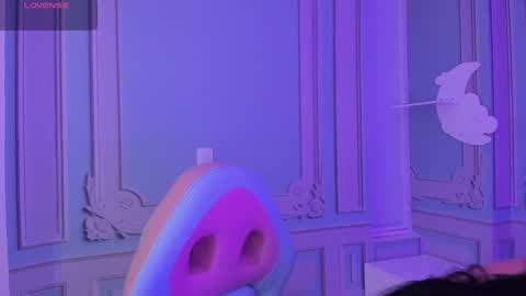         online show from 02.01.25