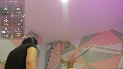         online show from 02.05.25