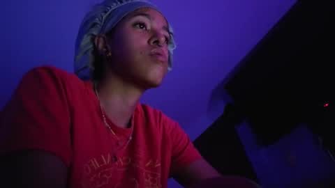 Stephania online show from 02.08.26