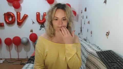 Stephanie   online show from 04.06.26