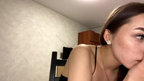 Snapshot of stephaniflicek chatting on 03.28.26 Stephani online show from 03.28.26