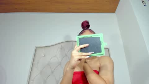 Snapshot of stephany_doll_ chatting on 01.28.25 Anny online show from 01.28.25