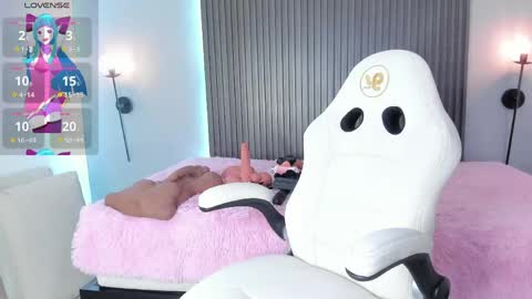 Stephany online show from 04.15.26