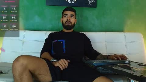 Snapshot of stephenbrown_ chatting on 02.11.26 ................ online show from 02.11.26