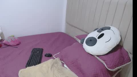 Angie mature online show from 09.13.25