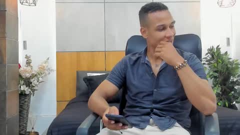 Snapshot of sterling_magnus chatting on 03.02.26 online show from 03.02.26