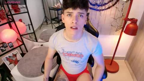 Stev austin  online show from 04.10.26