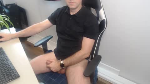 steve_oo8 online show from 02.11.25