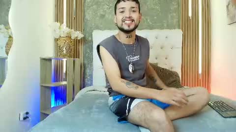 Snapshot of steven_skiing chatting on 06.17.26 STEVEN online show from 06.17.26