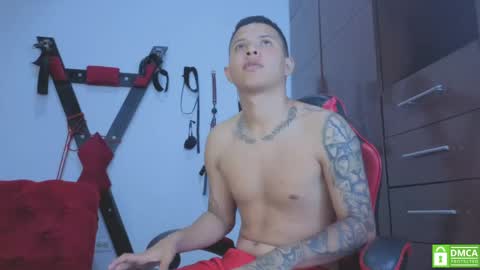 Snapshot of steven_skinnyboy chatting on 05.04.26 Steven online show from 05.04.26