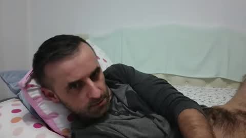 Snapshot of stevenpit chatting on 01.05.25 stevenpit online show from 01.05.25