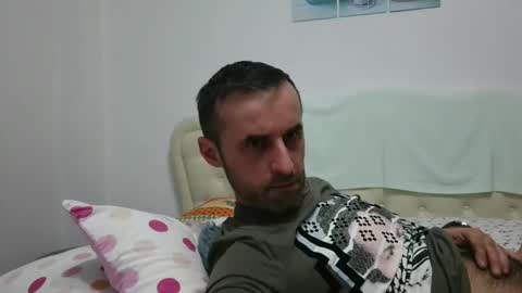 Snapshot of stevenpit chatting on 01.12.25 stevenpit online show from 01.12.25