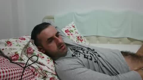 Snapshot of stevenpit chatting on 02.11.25 stevenpit online show from 02.11.25