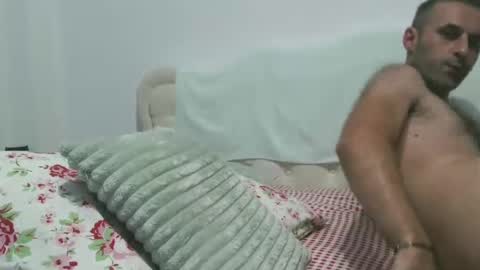 Snapshot of stevenpit chatting on 09.29.25 stevenpit online show from 09.29.25