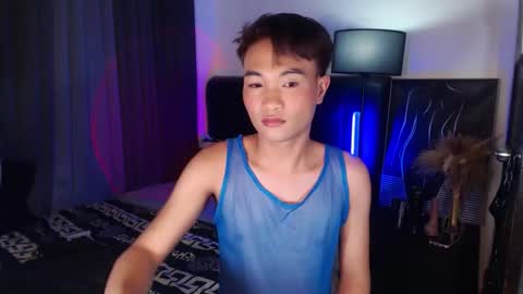 Snapshot of stevetwinktop chatting on 10.13.25 STEVE online show from 10.13.25