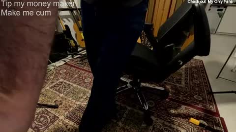 Snapshot of stevie_grey chatting on 06.17.26 stevie_grey online show from 06.17.26