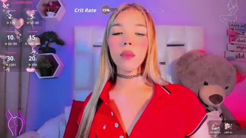 Snapshot of steyseequeen chatting on 11.22.25 Steisee Reyes online show from 11.22.25