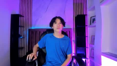 Snapshot of sthepanodimonaco chatting on 05.05.26 Sthepano online show from 05.05.26