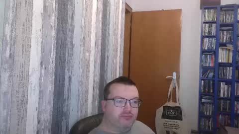 Snapshot of still_alive1985 chatting on 09.22.25 Oliver online show from 09.22.25