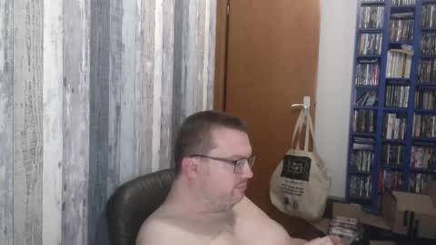 Snapshot of still_alive1985 chatting on 09.25.25 Oliver online show from 09.25.25