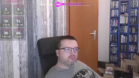 Snapshot of still_alive1985 chatting on 10.02.25 Oliver online show from 10.02.25