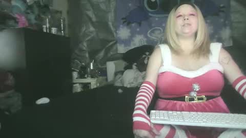 Tasha and Drew online show from 12.18.25