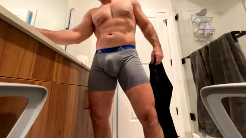 stlhotwifeguy online show from 03.12.25
