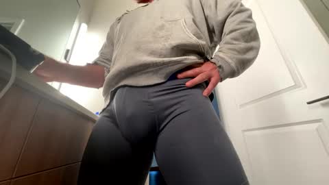 stlhotwifeguy online show from 10.06.25