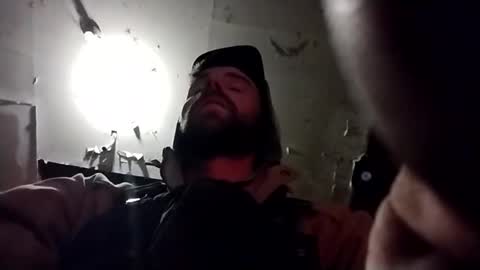 Snapshot of stokely571996 chatting on 11.30.25 Oval2022 online show from 11.30.25