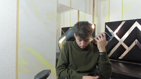 Snapshot of stonne69 chatting on 03.08.25 stonne69 online show from 03.08.25