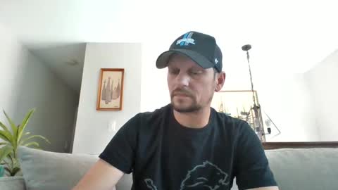 Snapshot of stook4 chatting on 09.14.25 LifestyleMan313 online show from 09.14.25